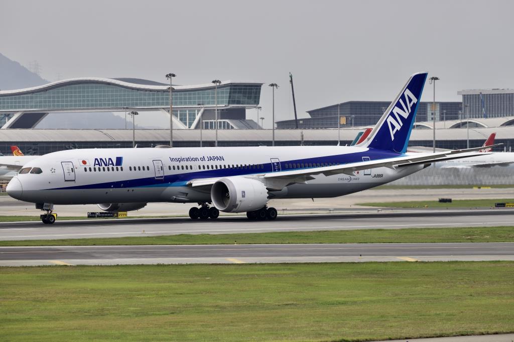 Photo of aircraft JA886A operated by ANA All Nippon Airways