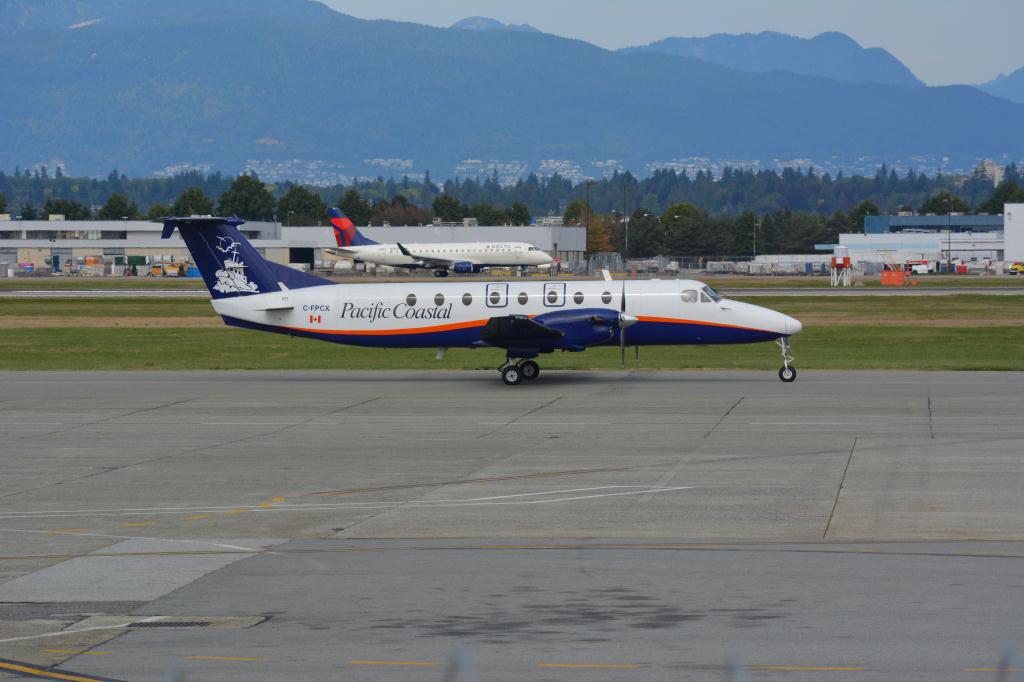 Photo of aircraft C-FPCX operated by Pacific Coastal Airlines
