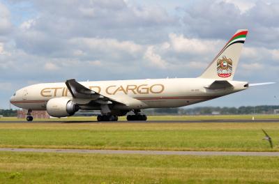 Photo of aircraft A6-DDC operated by Etihad Airways