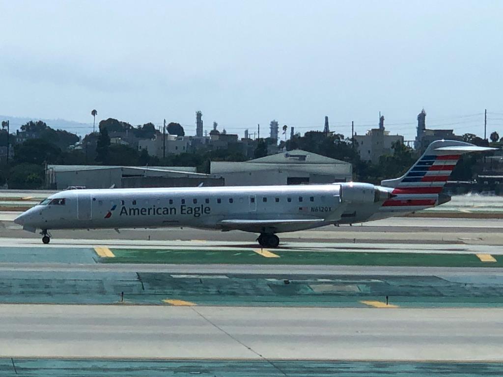 Photo of aircraft N612QX operated by American Eagle