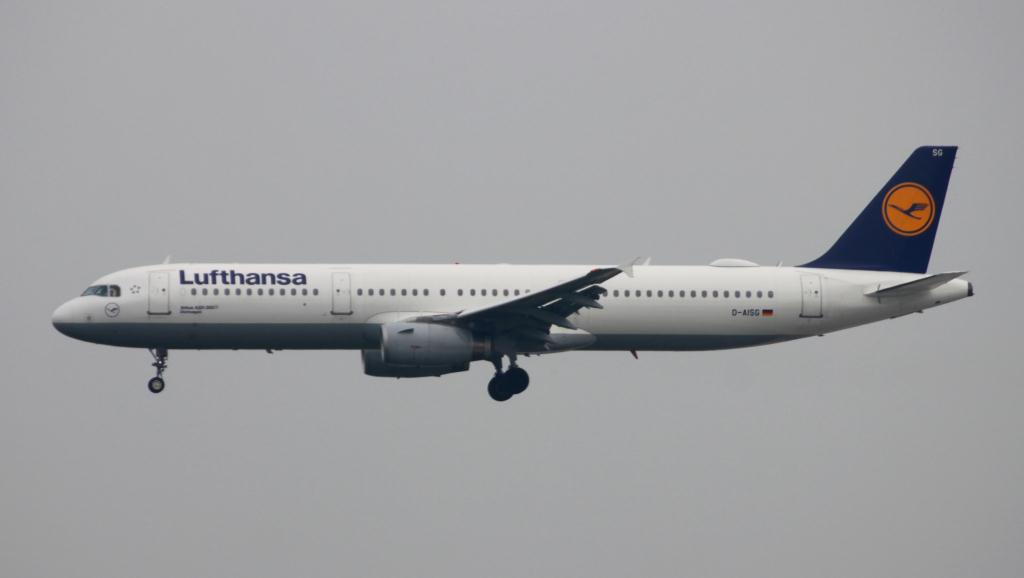 Photo of aircraft D-AIUG operated by Lufthansa