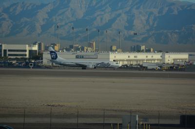 Photo of aircraft N305AS operated by Alaska Airlines