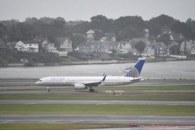Photo of aircraft N34131 operated by United Airlines