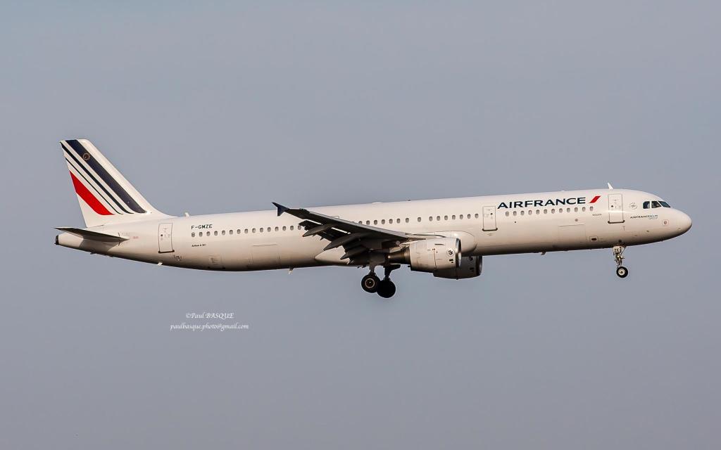 Photo of aircraft F-GMZE operated by Air France