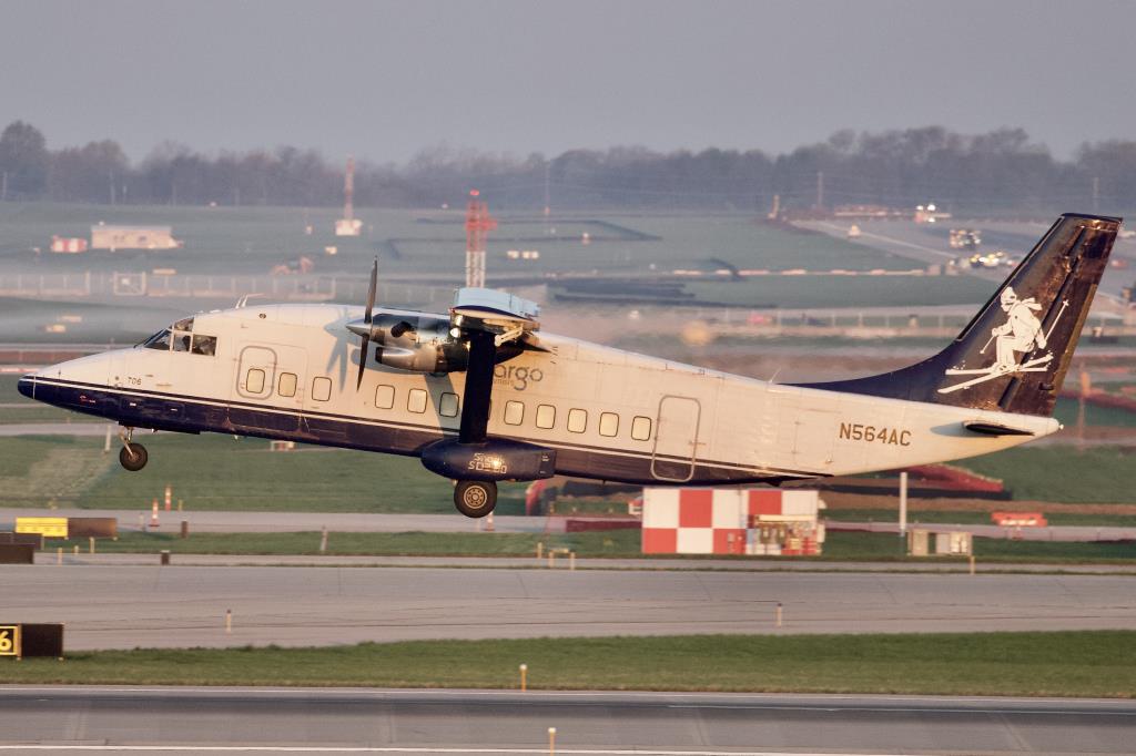 Photo of aircraft N564AC operated by ACC Integrated Services