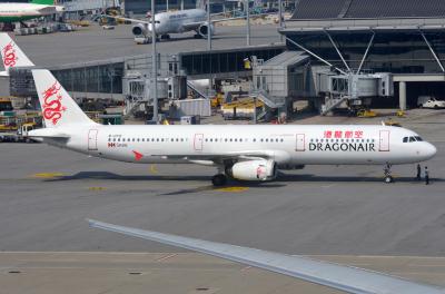 Photo of aircraft B-HTD operated by Cathay Dragon