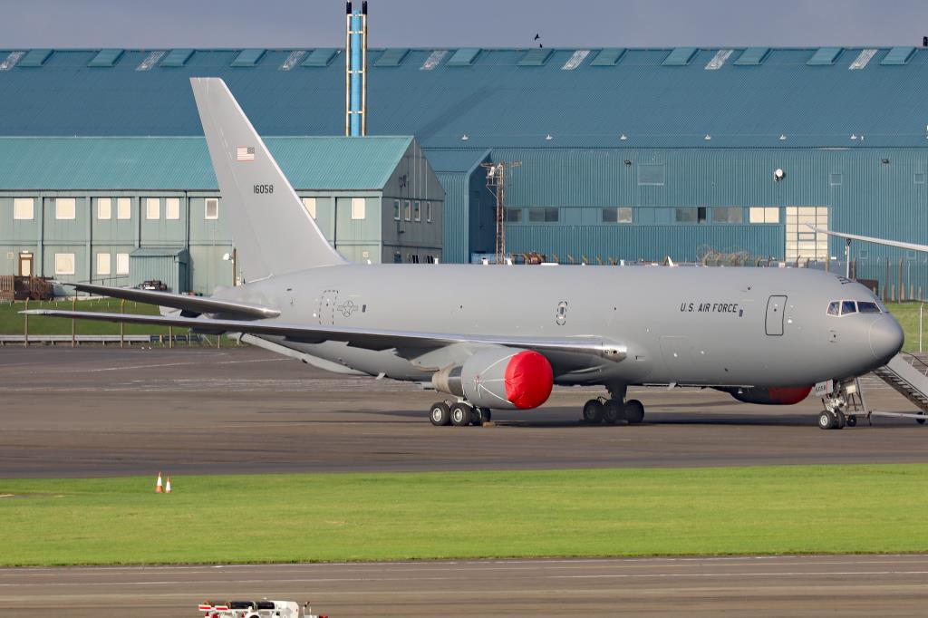 Photo of aircraft 19-46058 (21-46058) operated by United States Air Force