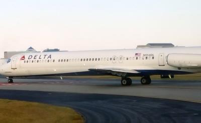 Photo of aircraft N954DL operated by Delta Air Lines