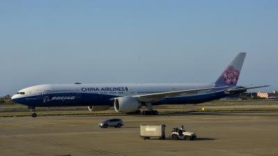 Image of aircraft registration B-18007 - A 777-300ER operated by China Airlines