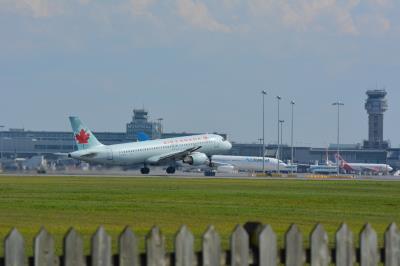 Image of aircraft registration C-FNVU - A A320-211 operated by Air Canada