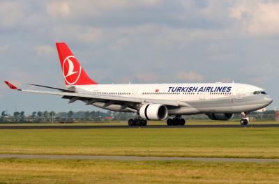 Photo of aircraft EI-EZL operated by Turkish Airlines