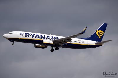 Photo of aircraft EI-EFO operated by Ryanair