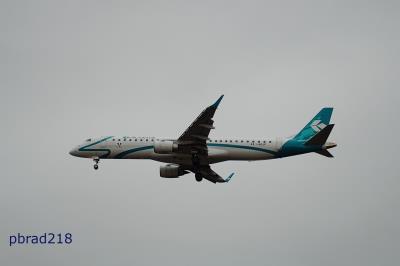 Image of aircraft registration I-ADJP - A ERJ-195-LR (ERJ-190-200 LR) operated by Air Dolomiti