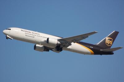 Photo of aircraft N329UP operated by United Parcel Service (UPS)