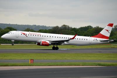 Photo of aircraft OE-LWN operated by Austrian Airlines