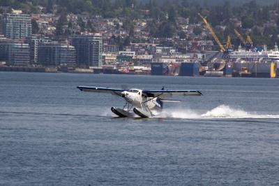 Photo of aircraft C-GHAS operated by Harbour Air Seaplanes