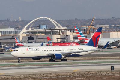 Photo of aircraft N174DZ operated by Delta Air Lines
