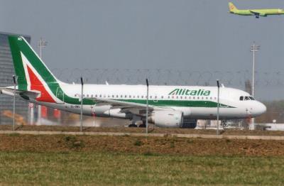 Image of aircraft registration EI-IMS - A A319-111 operated by Alitalia