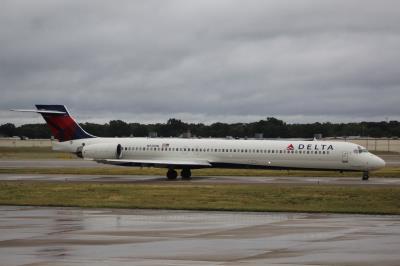 Photo of aircraft N917DN operated by Delta Air Lines