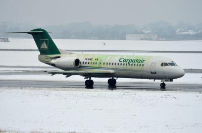 Photo of aircraft YR-KMC operated by Carpatair