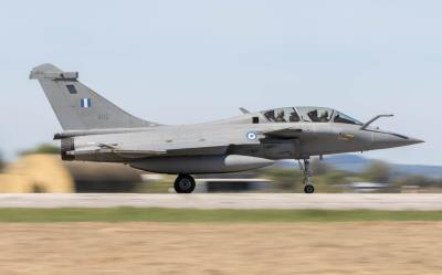 Photo of aircraft 402 operated by Hellenic Air Force