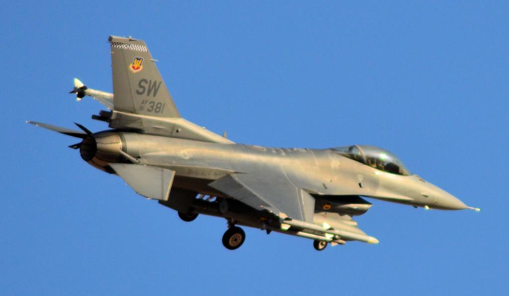 Photo of aircraft 91-0381 operated by United States Air Force