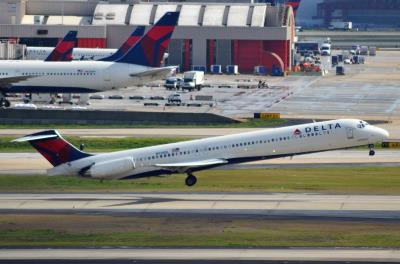 Photo of aircraft N928DL operated by Delta Air Lines