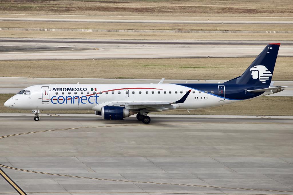 Photo of aircraft XA-EAC operated by Aeromexico Connect