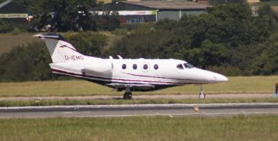 Photo of aircraft D-IEMO operated by Privateways Luftfahrtgesellschaft