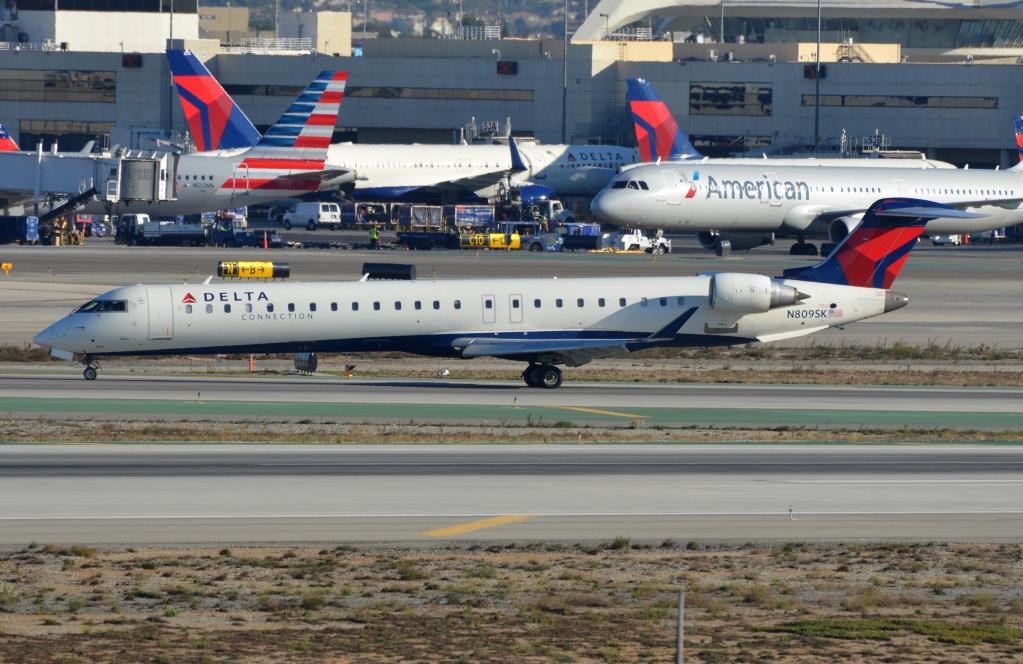 Photo of aircraft N809SK operated by Delta Connection