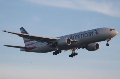 Photo of aircraft N758AN operated by American Airlines