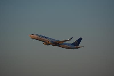 Photo of aircraft N76514 operated by United Airlines