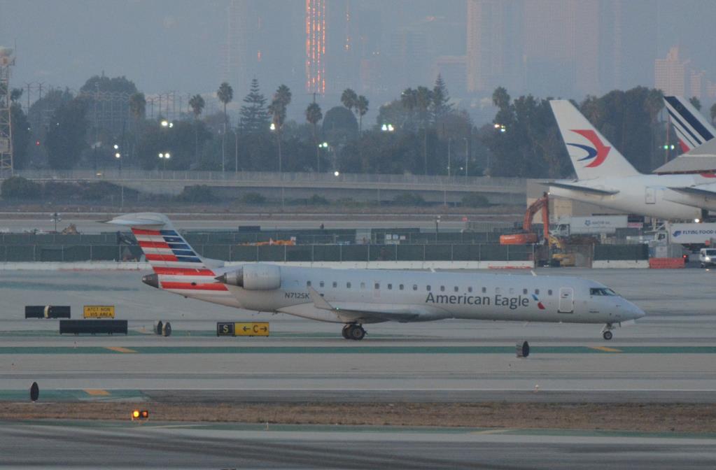 Photo of aircraft N712SK operated by American Eagle