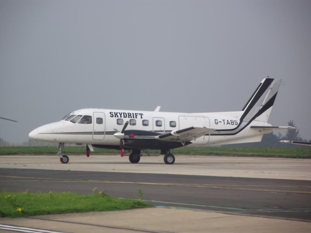 Photo of aircraft G-TABS operated by SkyDrift Ltd