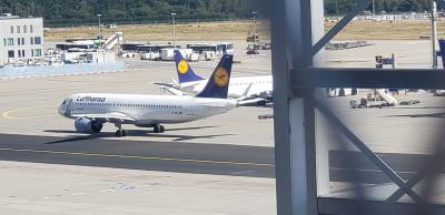 Image of aircraft registration D-AINJ - A A320-271N(WL) operated by Lufthansa