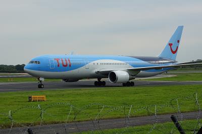 Photo of aircraft G-OBYE operated by TUI Airways
