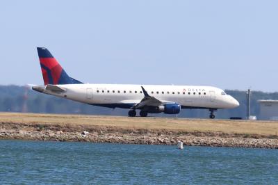 Photo of aircraft N208JQ operated by Delta Connection