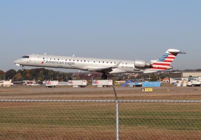 Photo of aircraft N572NN operated by American Eagle