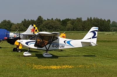 Photo of aircraft G-OTUM operated by David William Wallington
