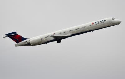 Photo of aircraft N923DN operated by Delta Air Lines