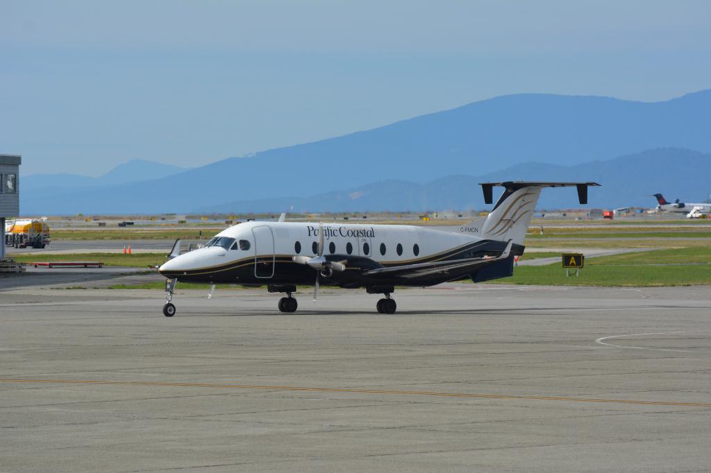 Photo of aircraft C-FMCN operated by North Cariboo Air
