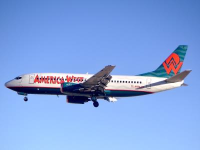 Photo of aircraft N174AW operated by America West Airlines