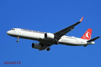 Photo of aircraft TC-LSS operated by Turkish Airlines