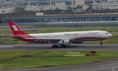 Photo of aircraft B-6097 operated by Shanghai Airlines