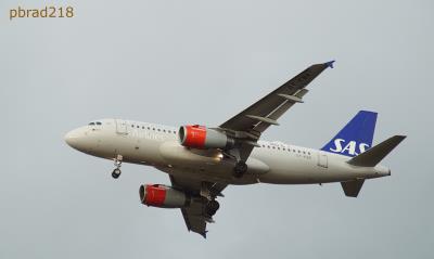 Image of aircraft registration OY-KBR - A A319-131 operated by SAS Scandinavian Airlines