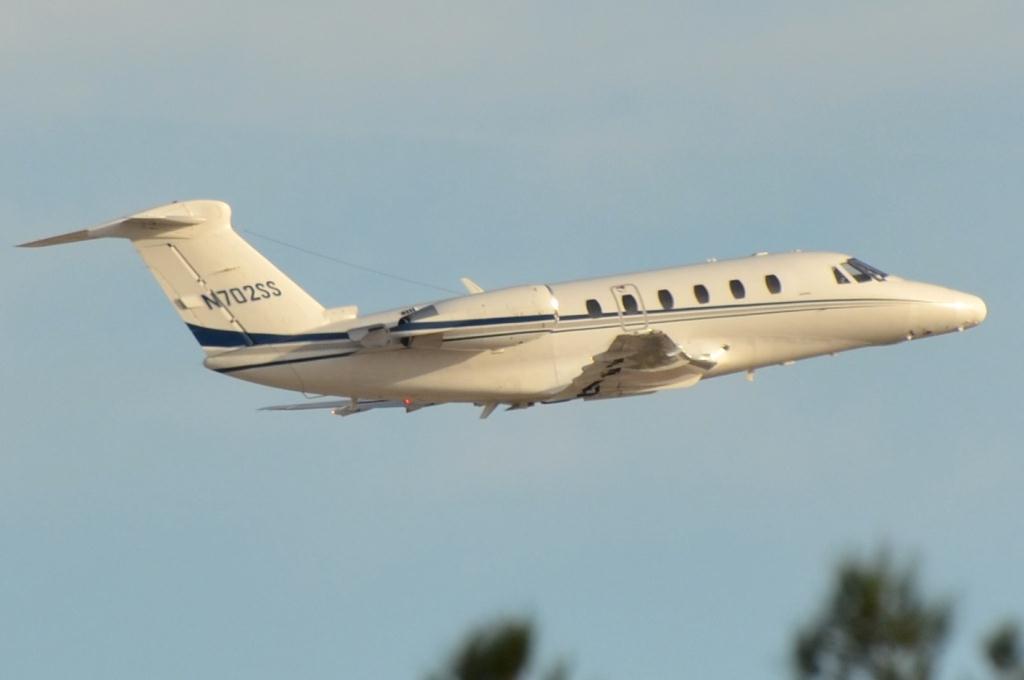 Photo of aircraft N702SS operated by N702SS LLC