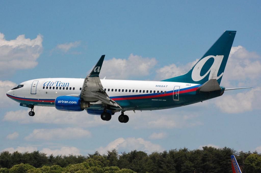 Photo of aircraft N168AT operated by AirTran Airways