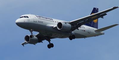 Image of aircraft registration D-AIBI - A A319-112 operated by Lufthansa
