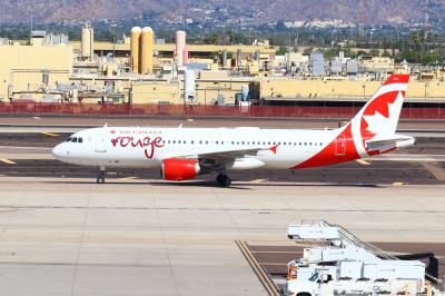 Photo of aircraft C-GFDU operated by Air Canada Rouge
