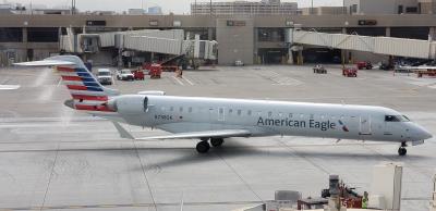 Photo of aircraft N738SK operated by American Eagle